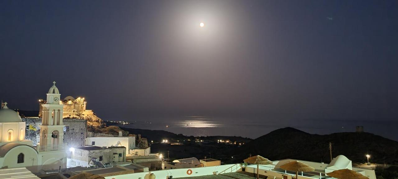 Thira'S Dolphin Aparthotel Akrotírion Екстериор снимка
