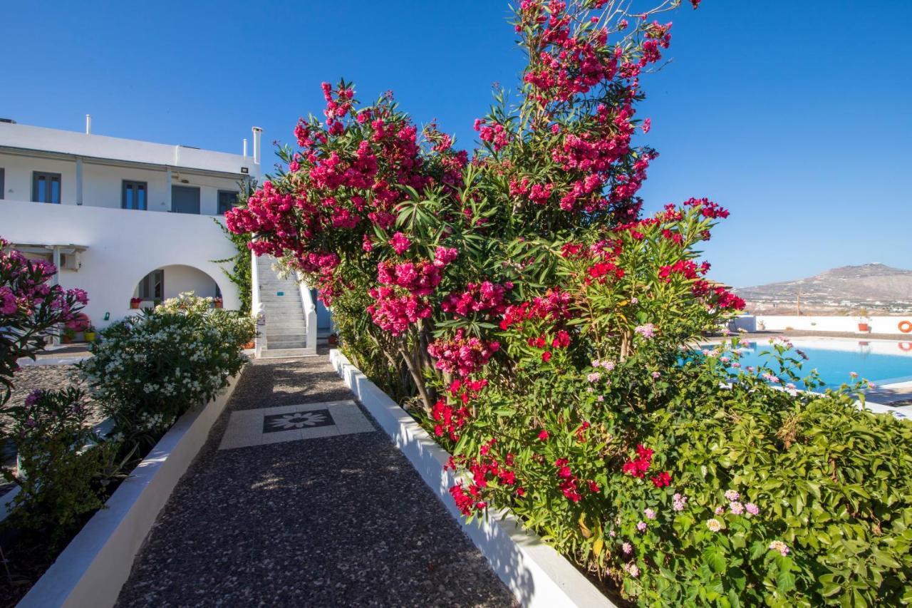 Thira'S Dolphin Aparthotel Akrotírion Екстериор снимка