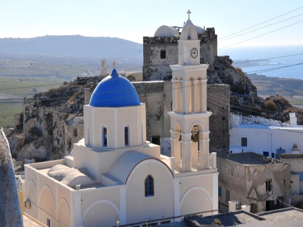 Thira'S Dolphin Aparthotel Akrotírion Екстериор снимка