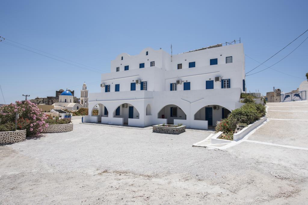 Thira'S Dolphin Aparthotel Akrotírion Екстериор снимка