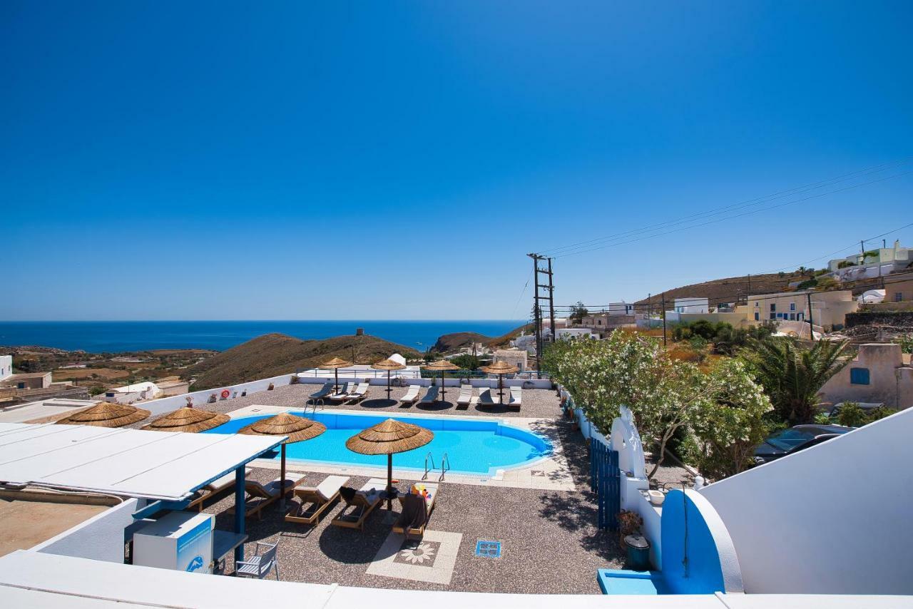 Thira'S Dolphin Aparthotel Akrotírion Екстериор снимка